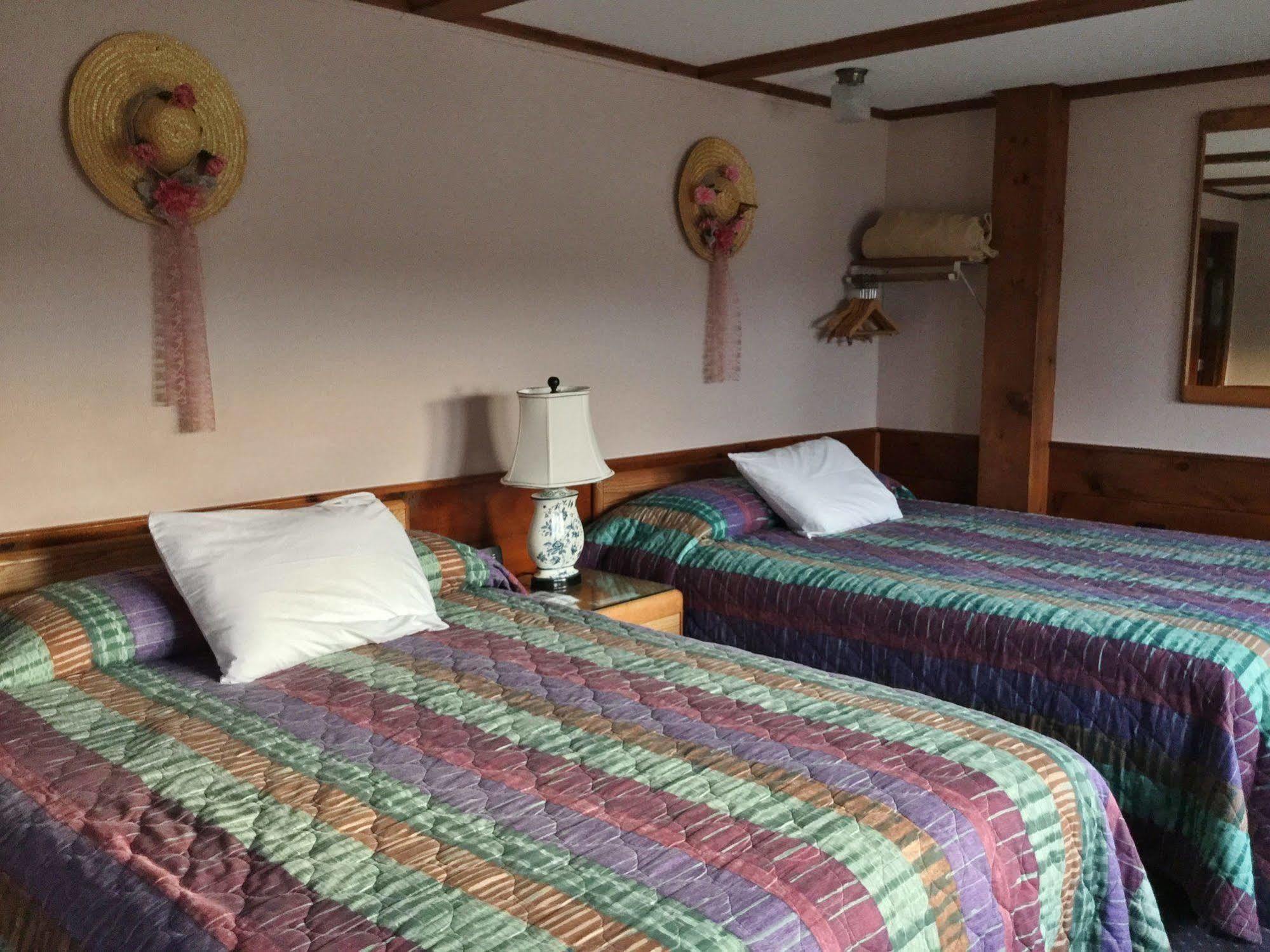 Bay Top Motel Weirs Beach Eksteriør billede